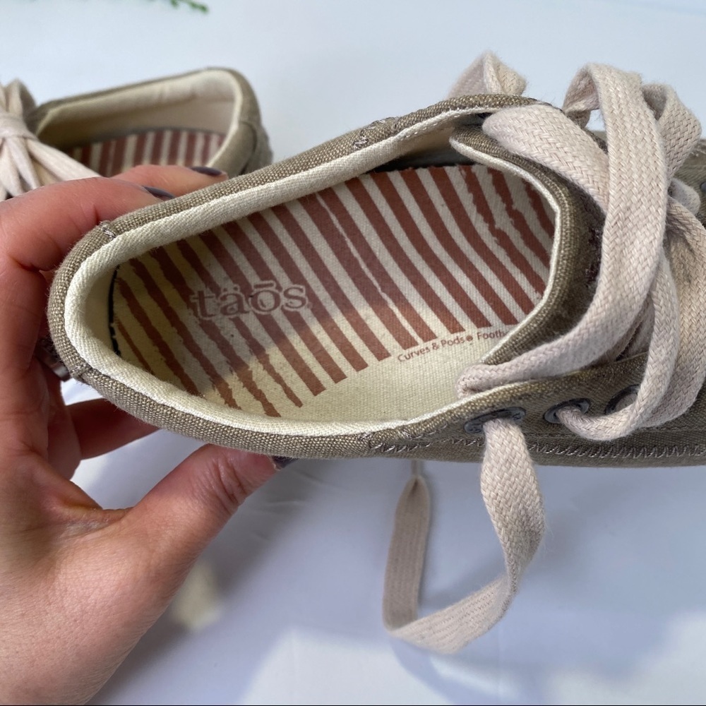 Taos Footwear Khaki Wash Canvas Star Sneakers Size 6-6.5M Lace Up Comfort Shoe - Picture 9 of 10